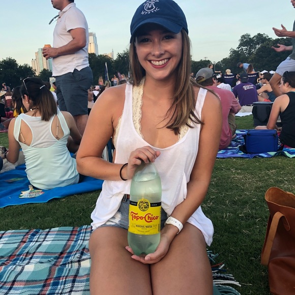 Meet your Posher, Bayley - Picture 5 of 5